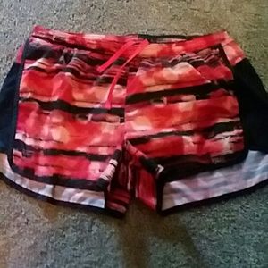 Old Navy Active shorts EUC